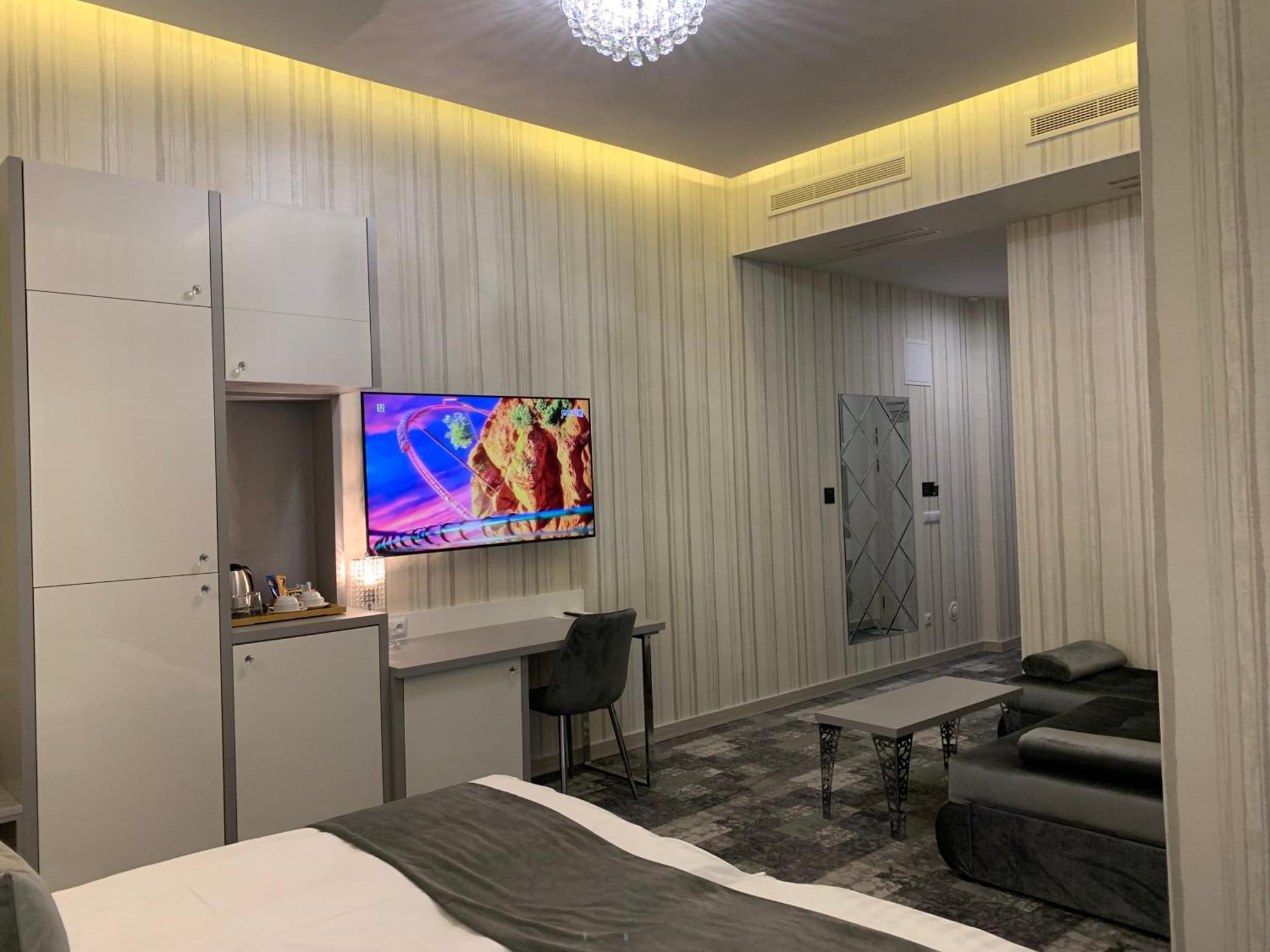 Piramida Aparthotel Boleslawiec  Eksteriør bilde